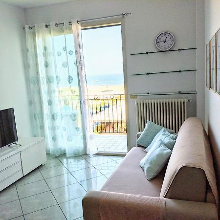 Appartamento A Riccione Con Balconcino Vista Mare Exteriér fotografie